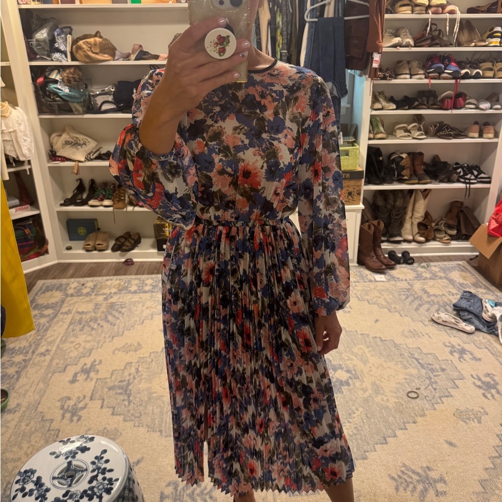 Misa Los Angeles Floral Pleated Maxi Dress in Navy, Coral and Blush XS fits a sm